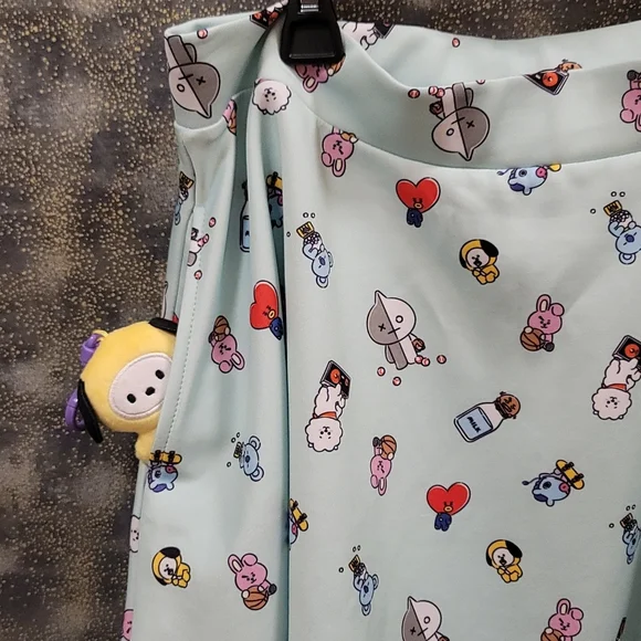 BT21 Skater Skirt - Picture 5 of 8